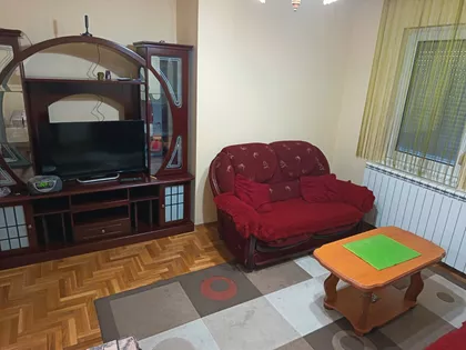 Šafarikova 10 | 4zida.rs