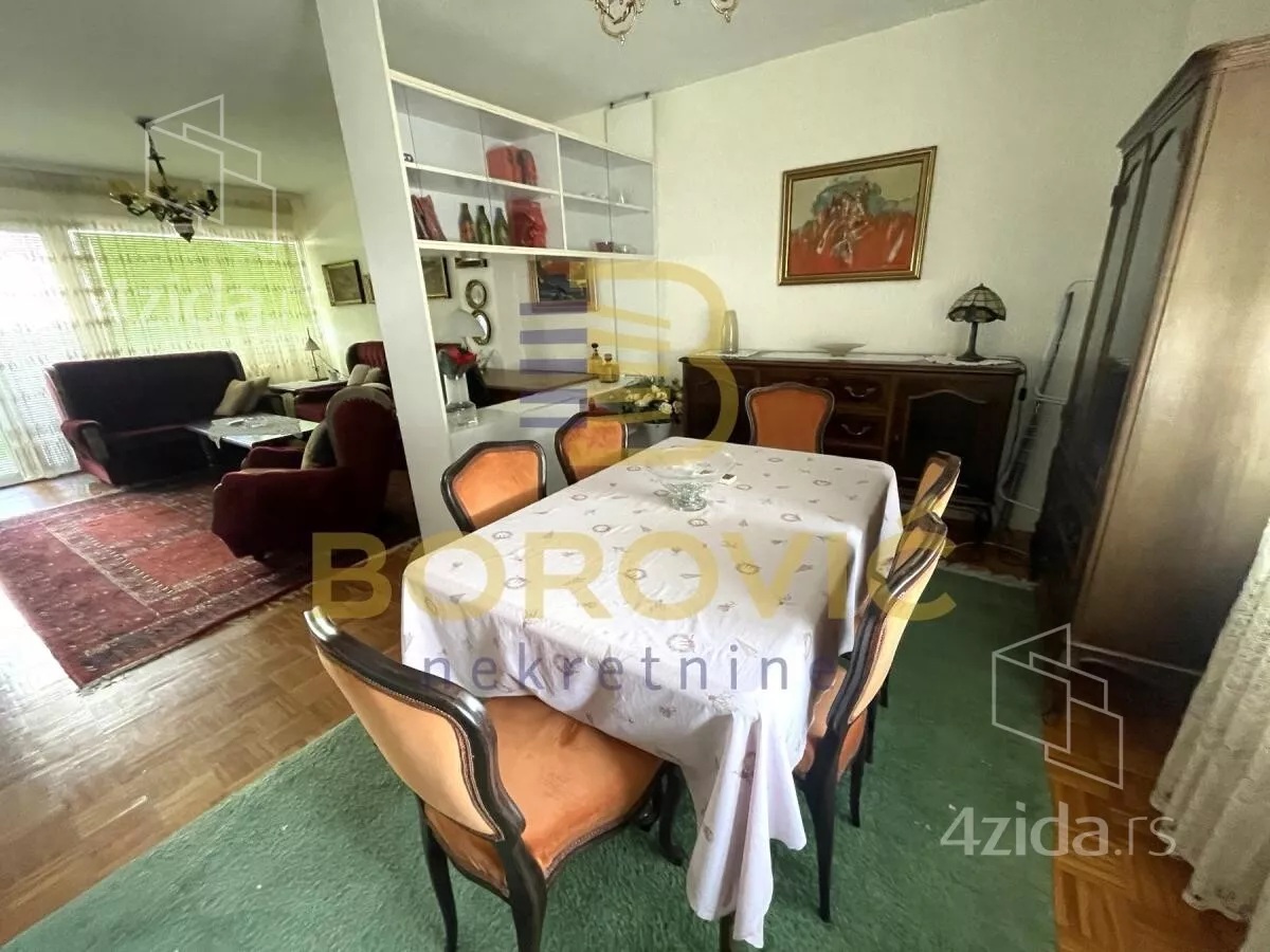 Dvoiposoban stan | 4zida