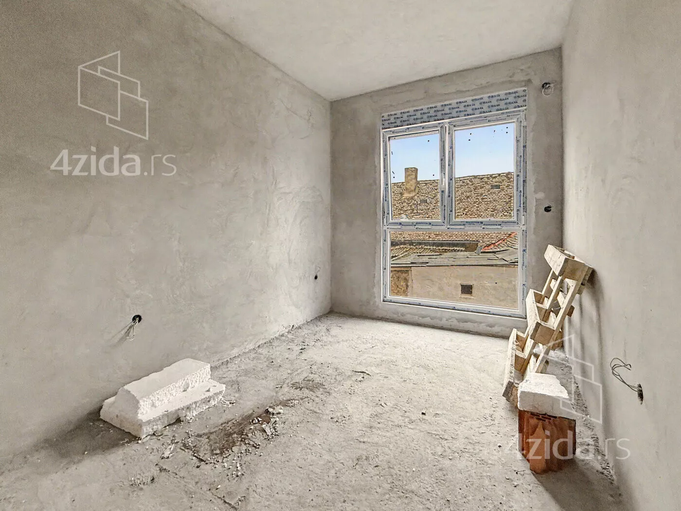 Četvorosoban stan | 4zida