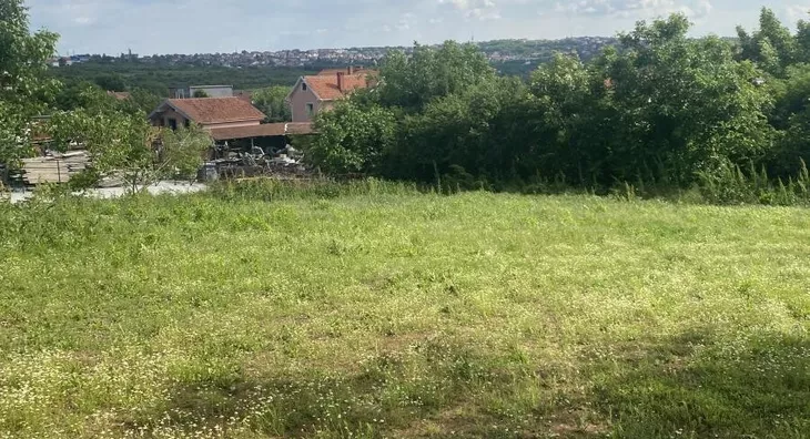 Plac | 4zida