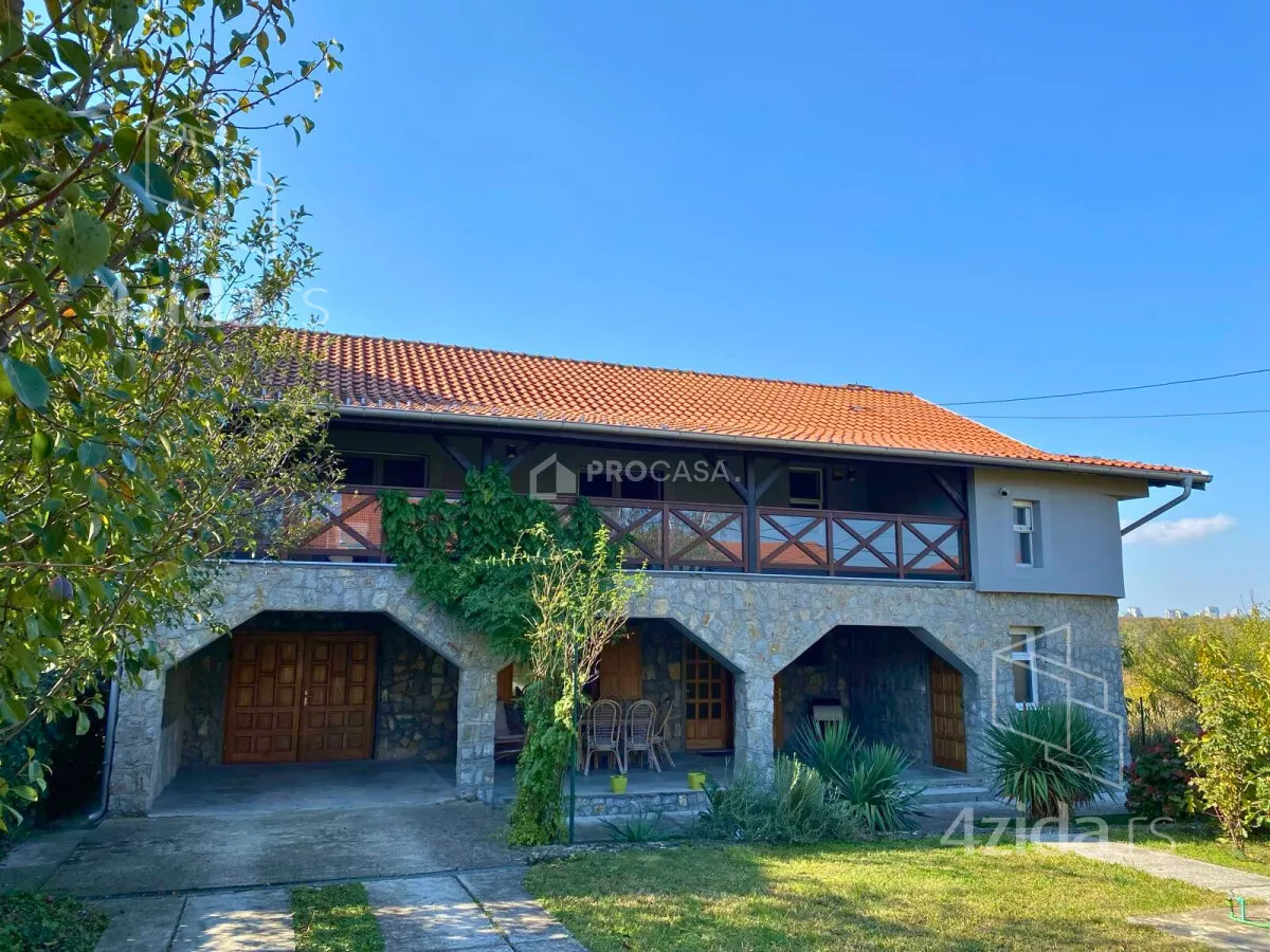 Kuća | 4zida