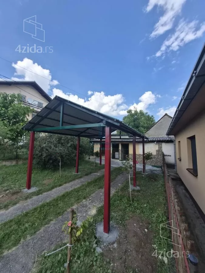Kuća | 4zida