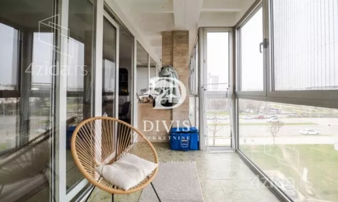 Četvoroiposoban stan | 4zida