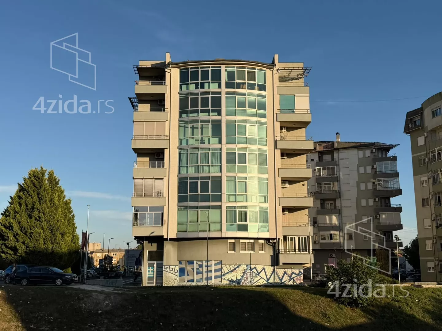 Četvorosoban stan | 4zida
