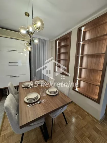 Cerak Vinogradi | 4zida.rs