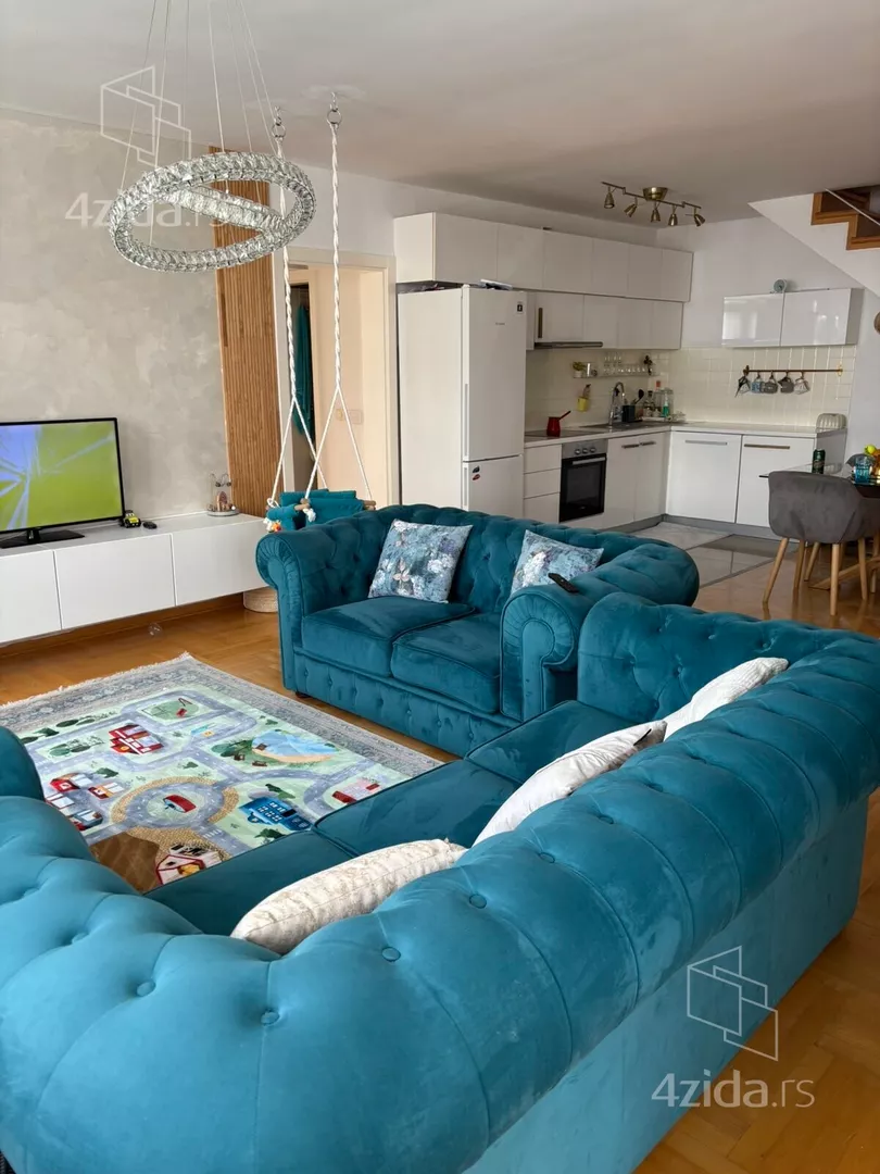 Petosoban stan | 4zida