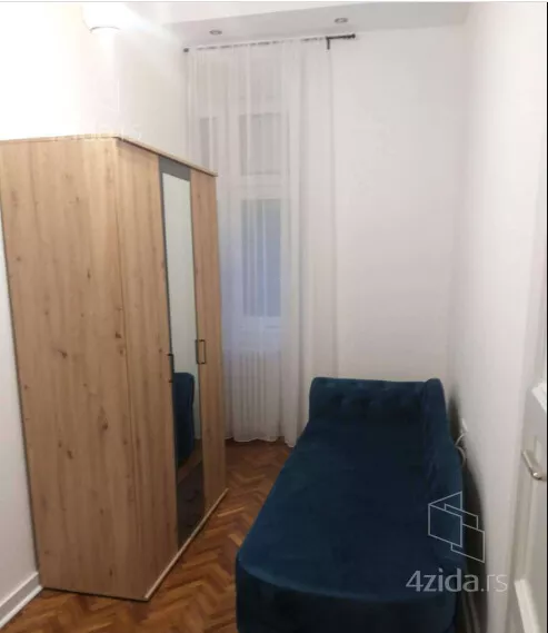 Četvoroiposoban stan | 4zida