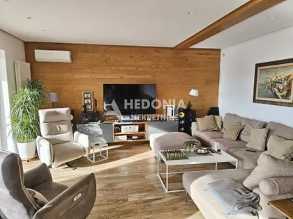 Vase Čarapića | 4zida.rs