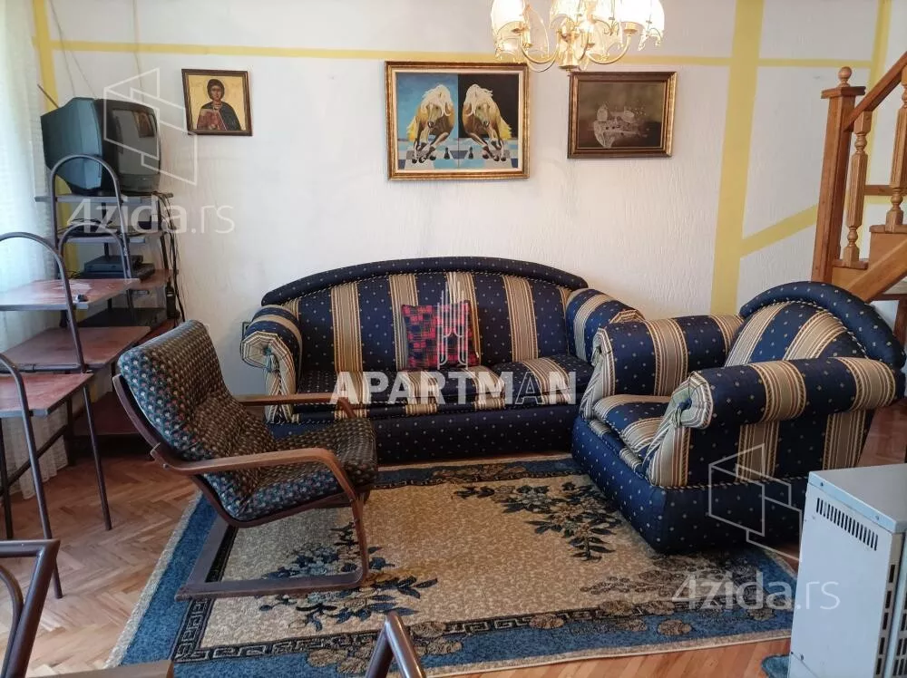 Petosoban stan | 4zida
