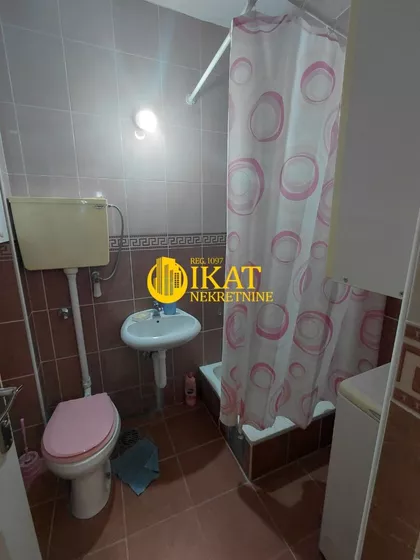 Milana Grola | 4zida.rs