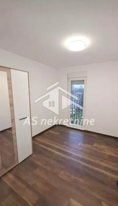 Blok 11c - Stari Merkator | 4zida.rs