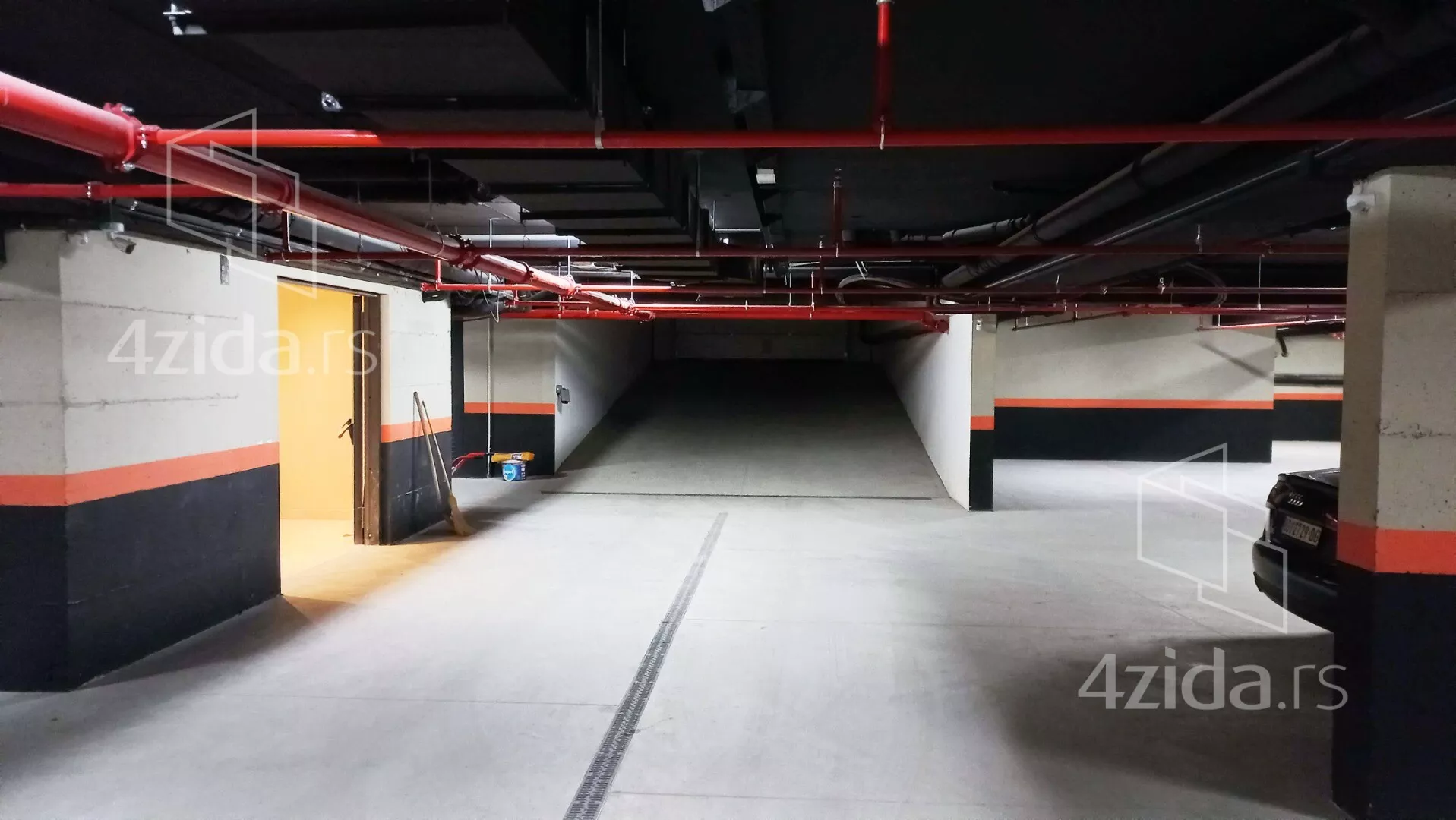Parking | 4zida