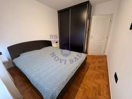 Cara Dušana | 4zida.rs