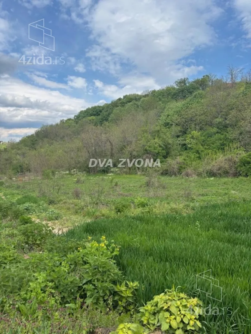 Plac | 4zida