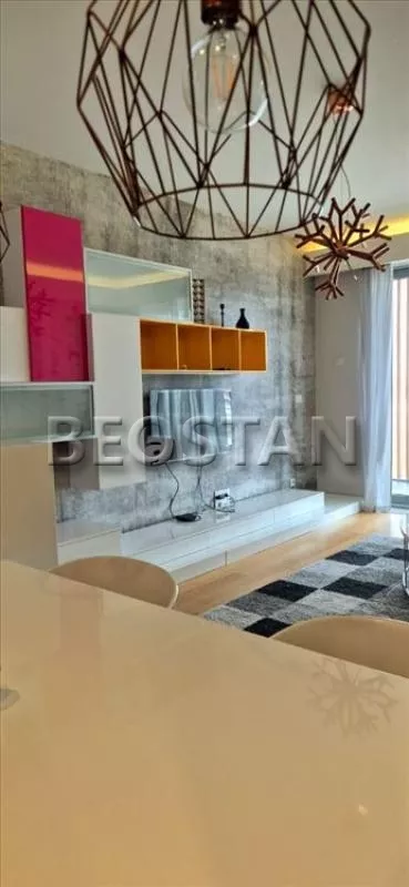 Tadije Sondermajera | 4zida.rs