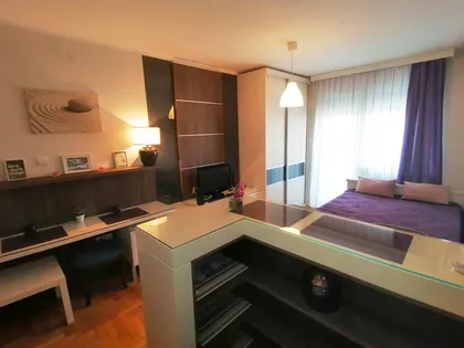 Nova Detelinara | 4zida.rs