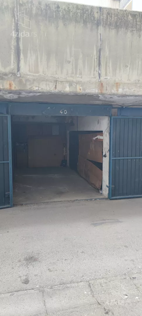 Garaža | 4zida