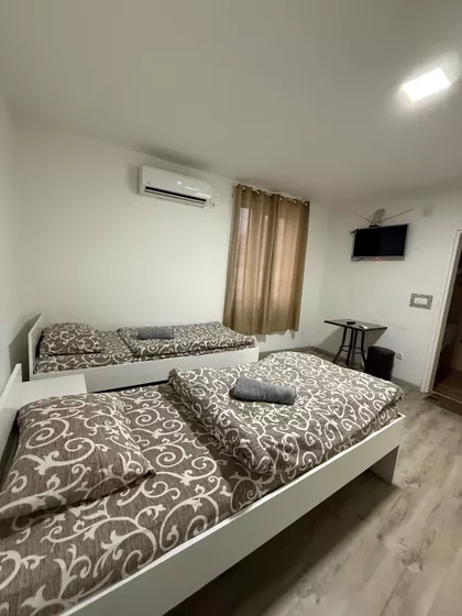 Sv. Joakima I Ane 17 | 4zida.rs