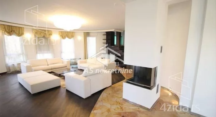 Četvoroiposoban stan | 4zida