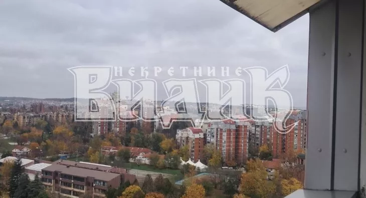 Četvoroiposoban stan | 4zida