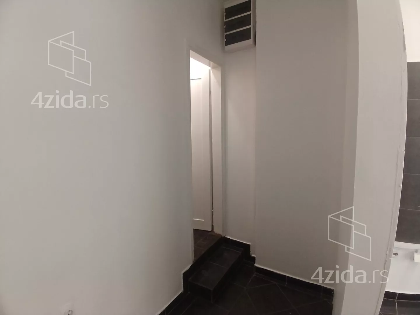 Lokal | 4zida
