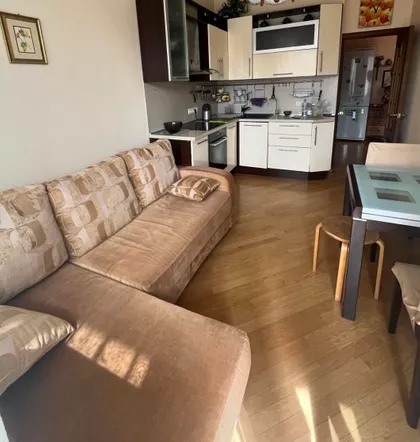 Kalenić pijaca | 4zida.rs