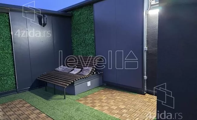 Petosoban stan | 4zida