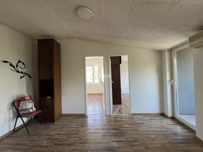 Dom Zdravlja | 4zida.rs
