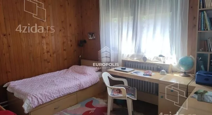 4-etažna kuća | 4zida