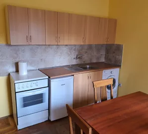 Kertvaroš, Gradske lokacije, Subotica, 1.0 stan | 4zida.rs