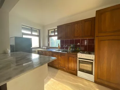 Mali Radanovac | 4zida.rs