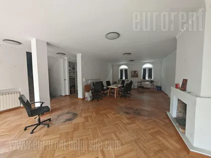 ZEMUN CENTAR | 4zida.rs