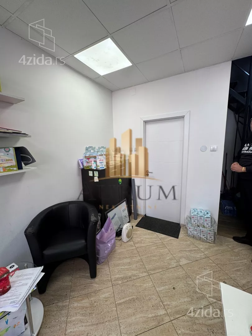 Poslovni prostor | 4zida