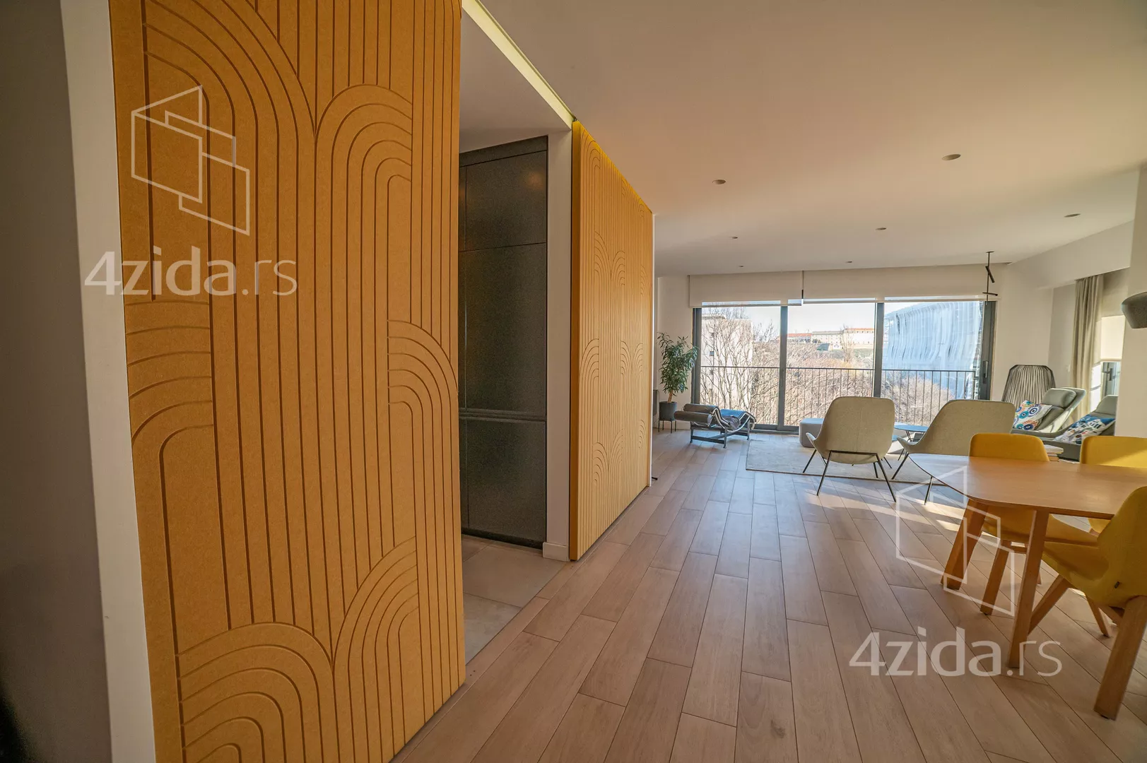 Petosoban stan | 4zida