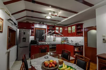 Šantićeva | 4zida.rs