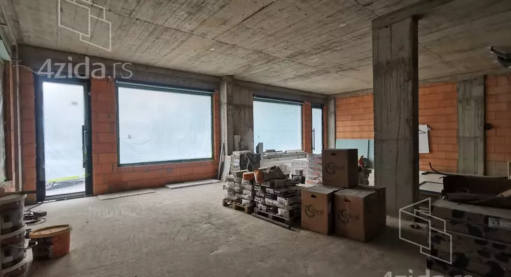 Poslovni prostor | 4zida