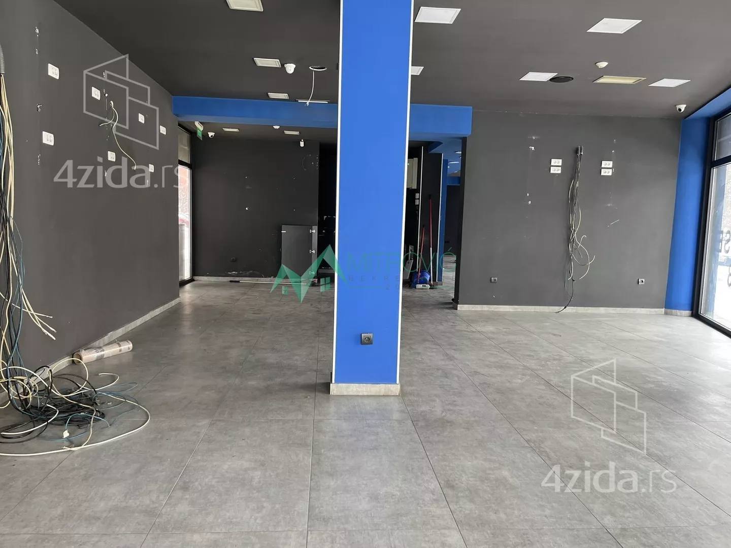 Poslovni prostor | 4zida