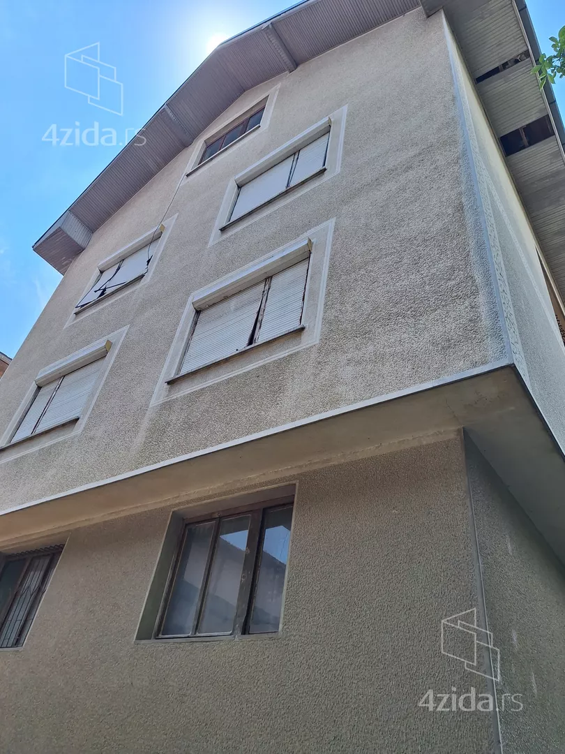 3-etažna kuća | 4zida
