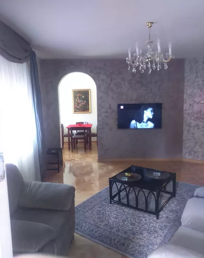 Krunski Venac | 4zida.rs