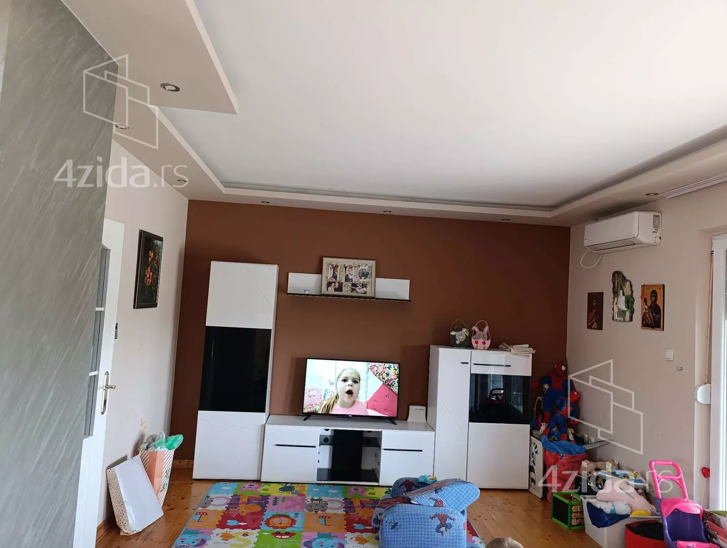 3-etažna kuća | 4zida