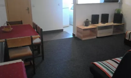 Novobeogradskih Graditelja 20 | 4zida.rs