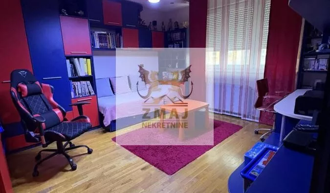 Petosoban stan | 4zida