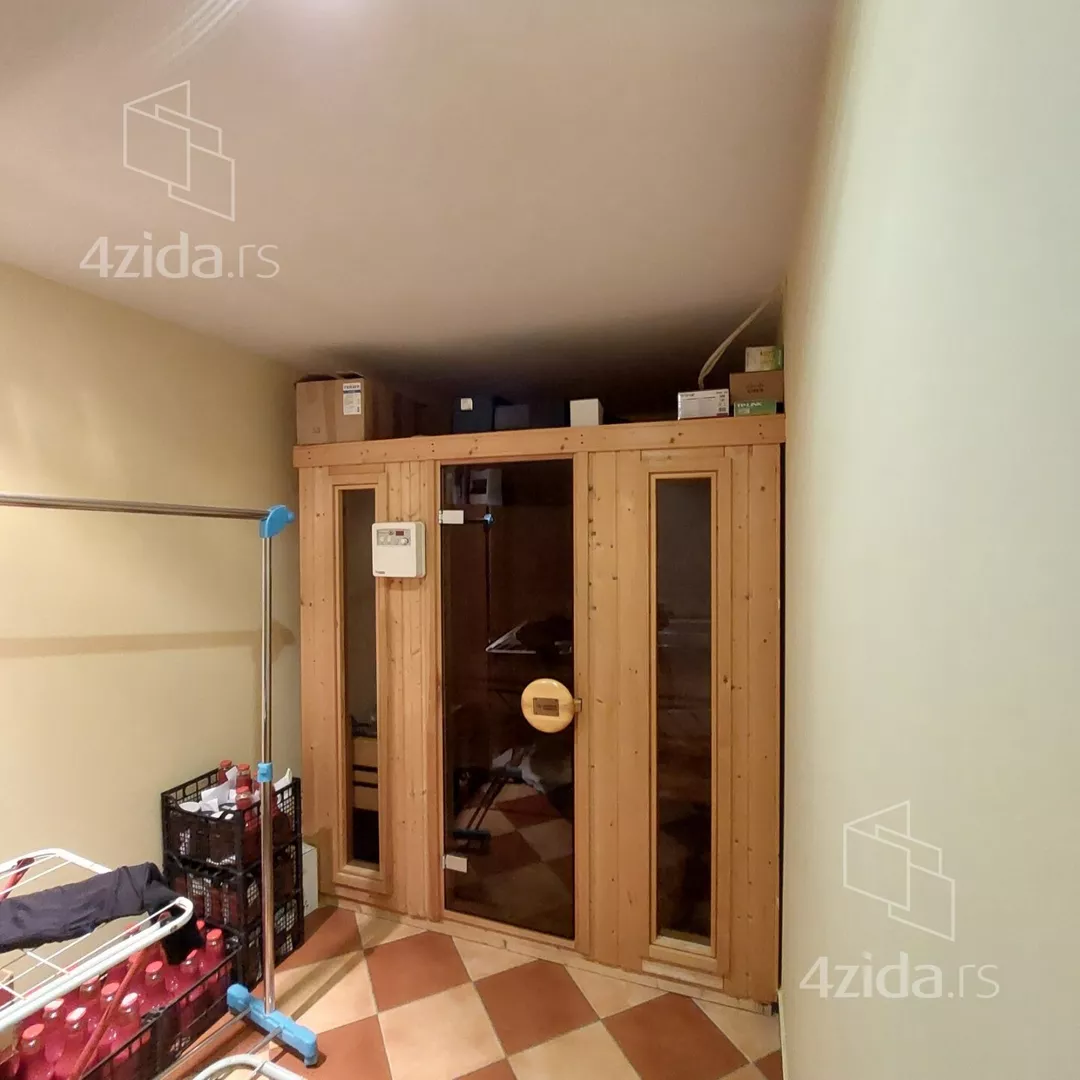 4-etažna kuća | 4zida