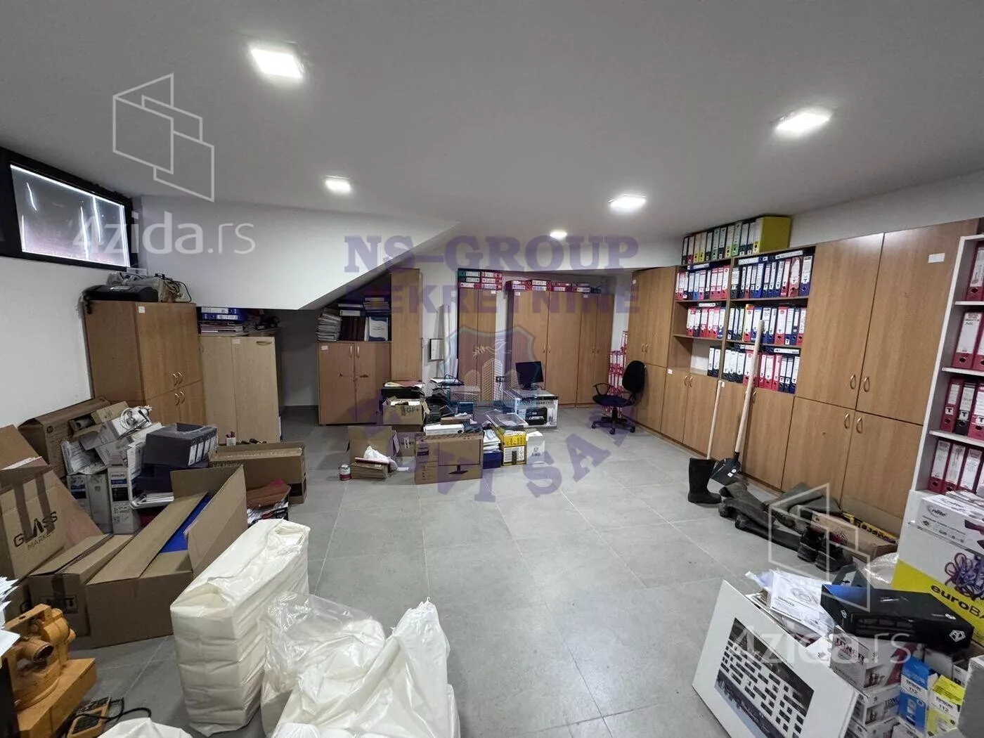 Poslovni prostor | 4zida