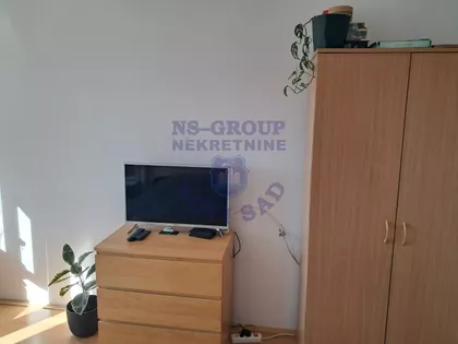 Pariske Komune | 4zida.rs