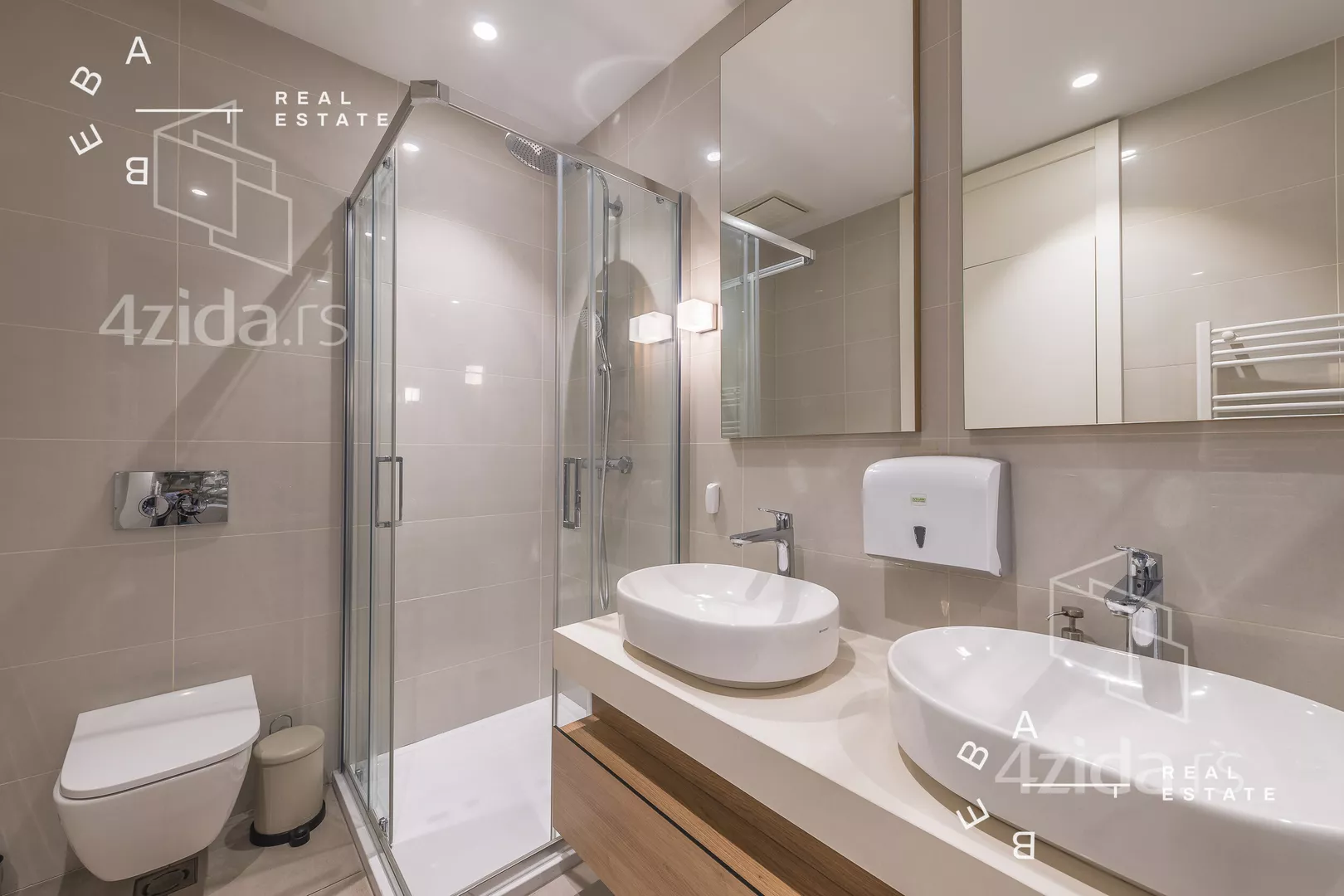 Petosoban stan | 4zida