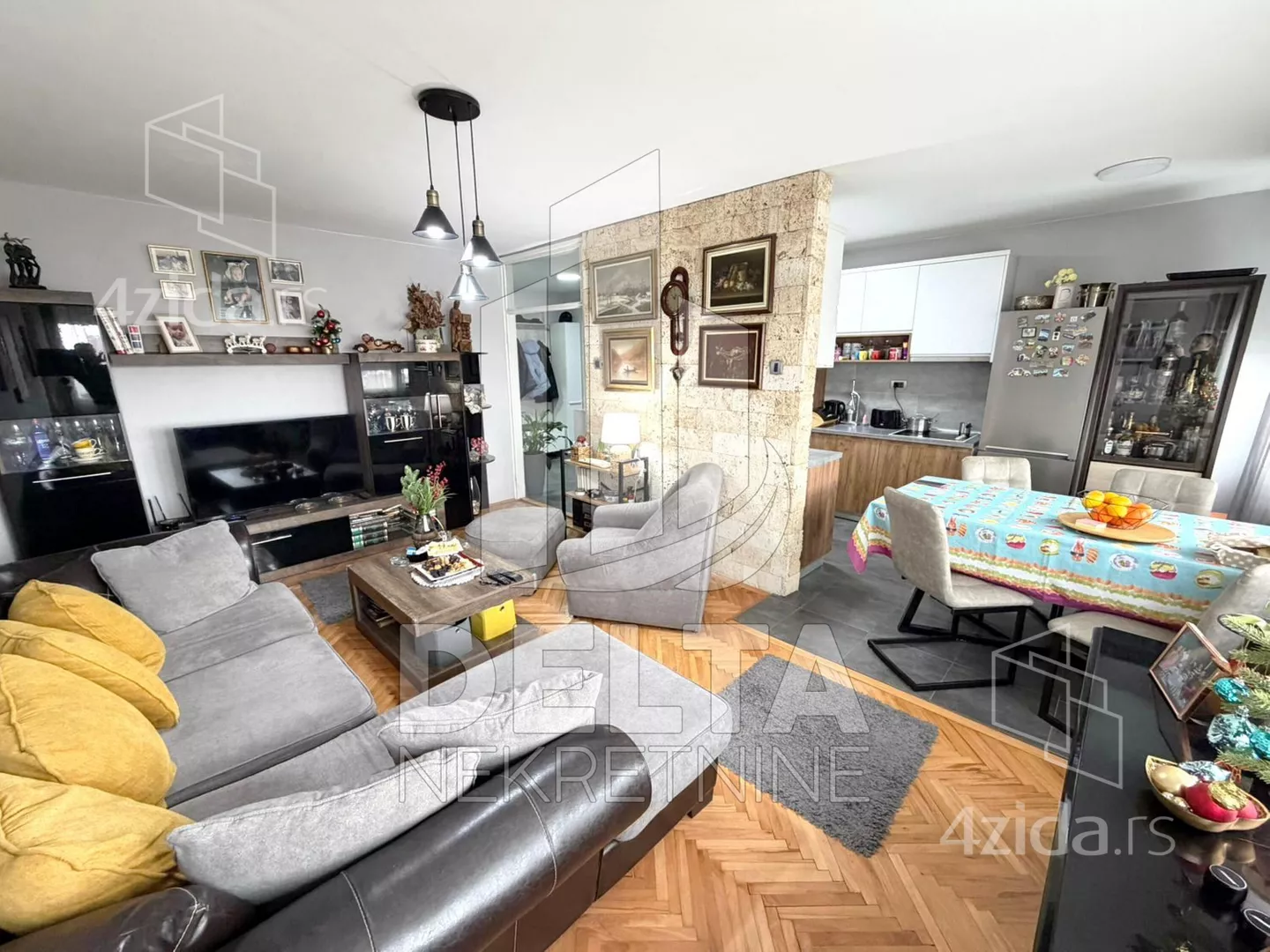 Trosoban stan | 4zida