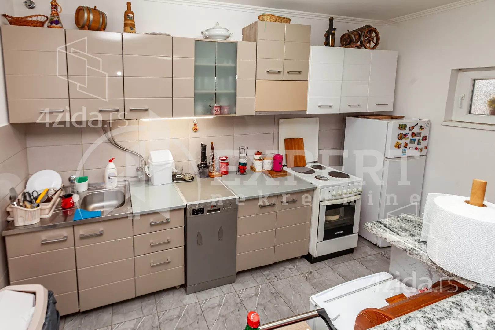 3-etažna kuća | 4zida