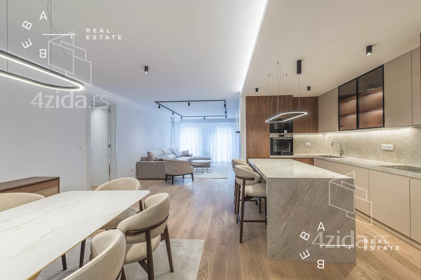 Četvorosoban stan | 4zida