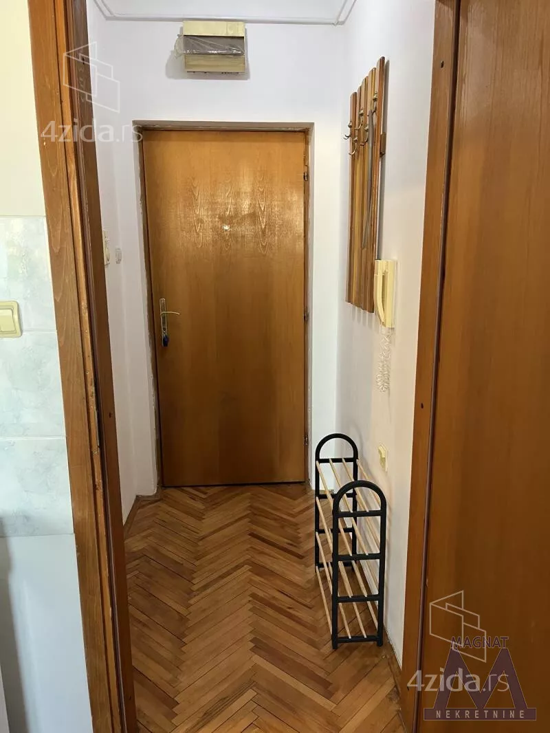 Garsonjera | 4zida